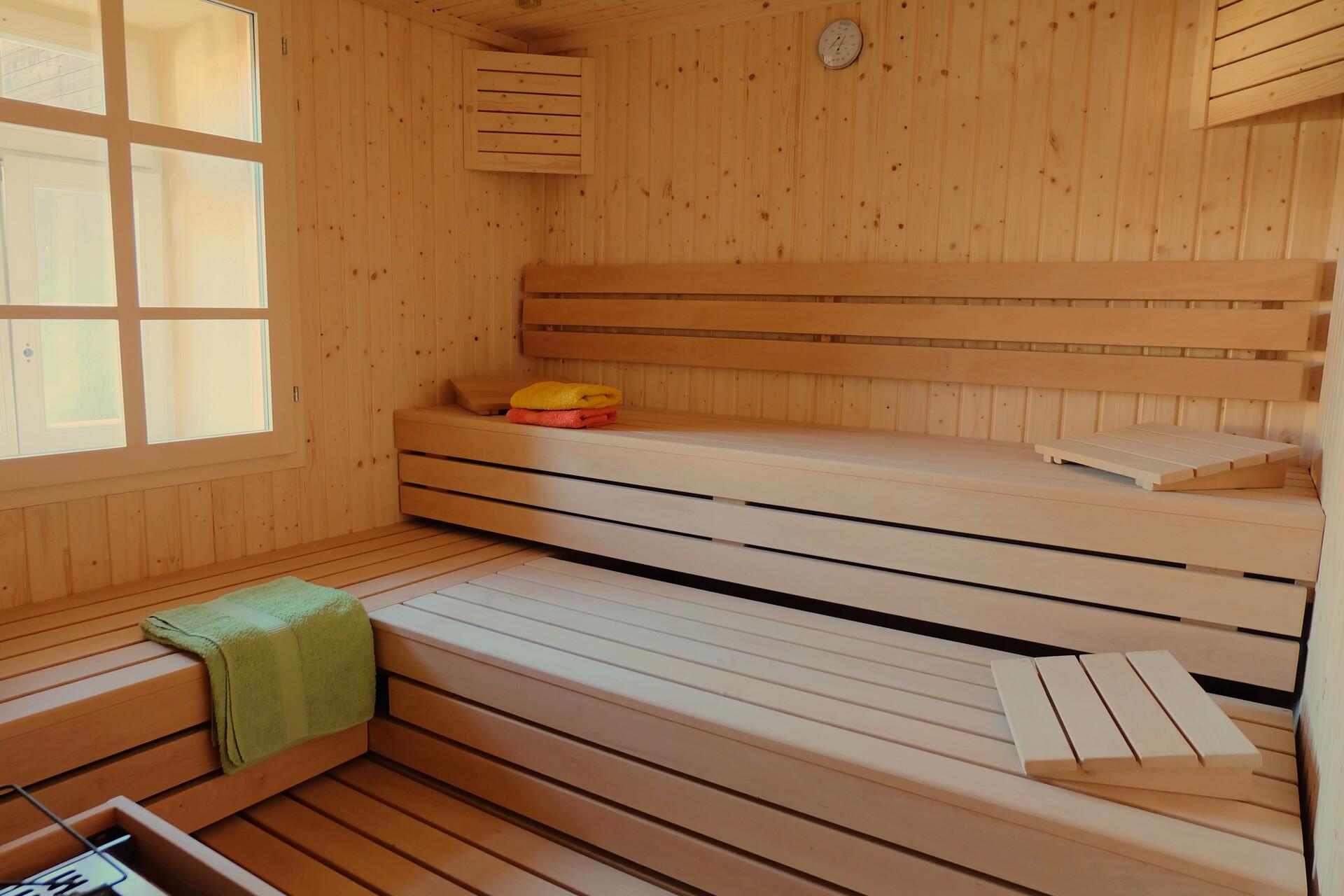 Blocksauna aus finnischer Fichte